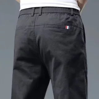 กางเกงขายาวชิโน่ ผ้ายืด ทรงกระบอกเล็ก (Slim-fit) by Normal Boy