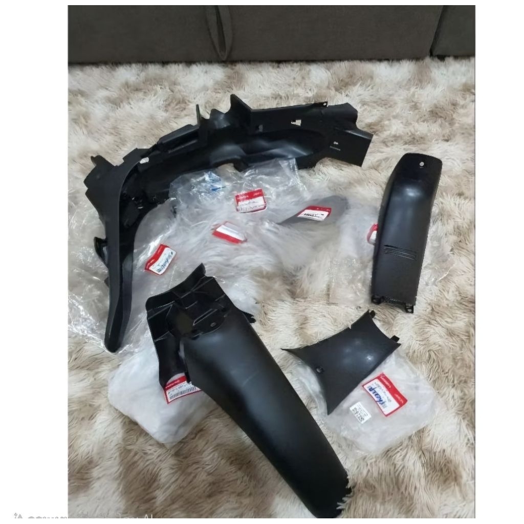 ชิ้นดำ125R S หัวเถิก 4ชิ้น ได้ตามรูป ของแท้ทุกชิ้น มีของพร้อมส่ง