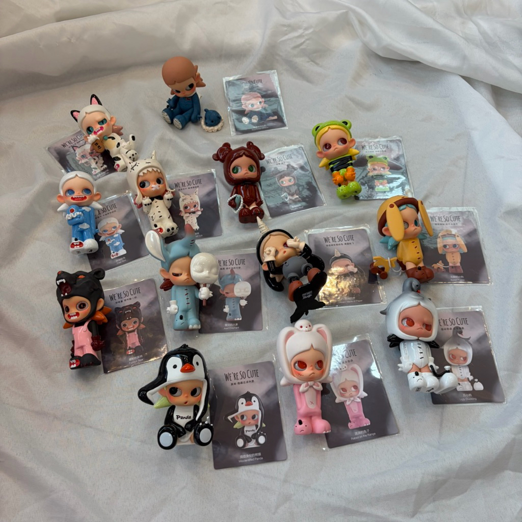 *พร้อมส่ง มีซีเครท เลิกเก็บ ตัวครบ ไม่มีกล่อง*  POPMART Zsiga Zsiga We Are So Cute Series Mystery Bo