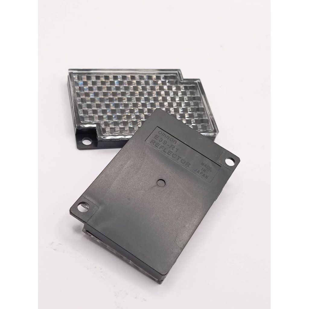 รีเฟล็กเตอร์ OMRON E39-R1 E39-R1S Reflector for Sensor แผ่นสะท้อนแสงสำหรับเซนเซอร์ตรวจจับวัตถุแบบสะท
