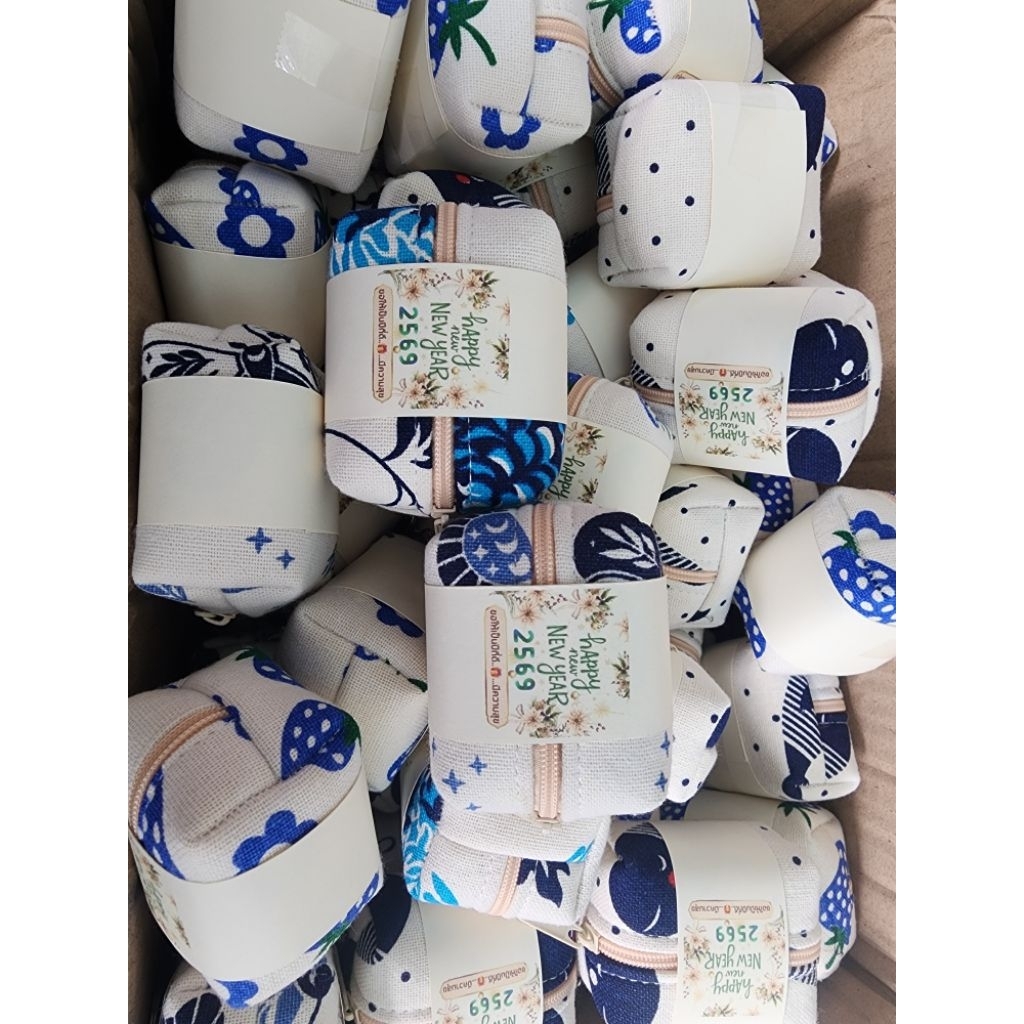 กระเป๋าพวงกุญแจลุกเต๋าลายผ้าฝ้ายพิมพ์คราม