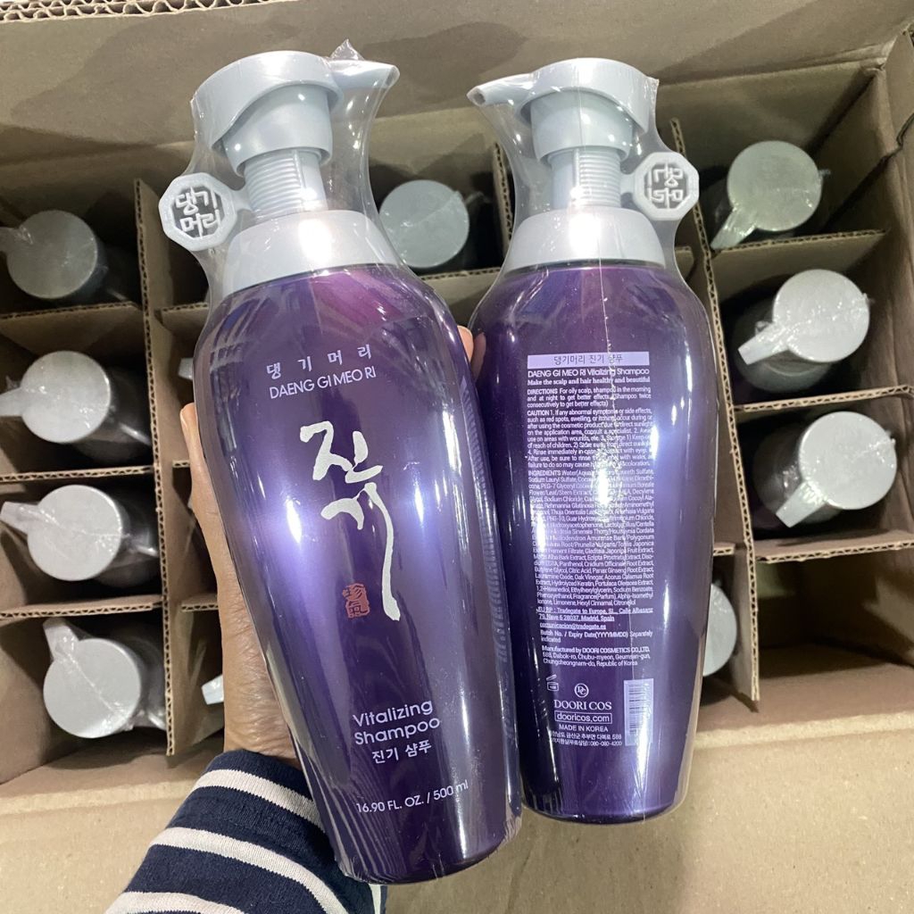 Daeng Gi Meo Ri Shampoo 500 ml.
