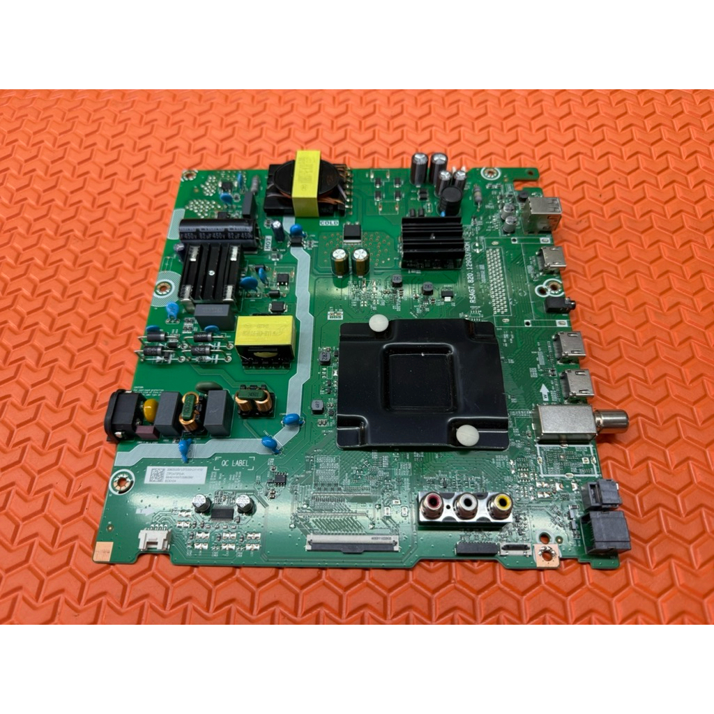 เมนบอร์ดทีวี Hisense รุ่น55E6K พาสบอร์ด RSAG7.820.12903/ROH
