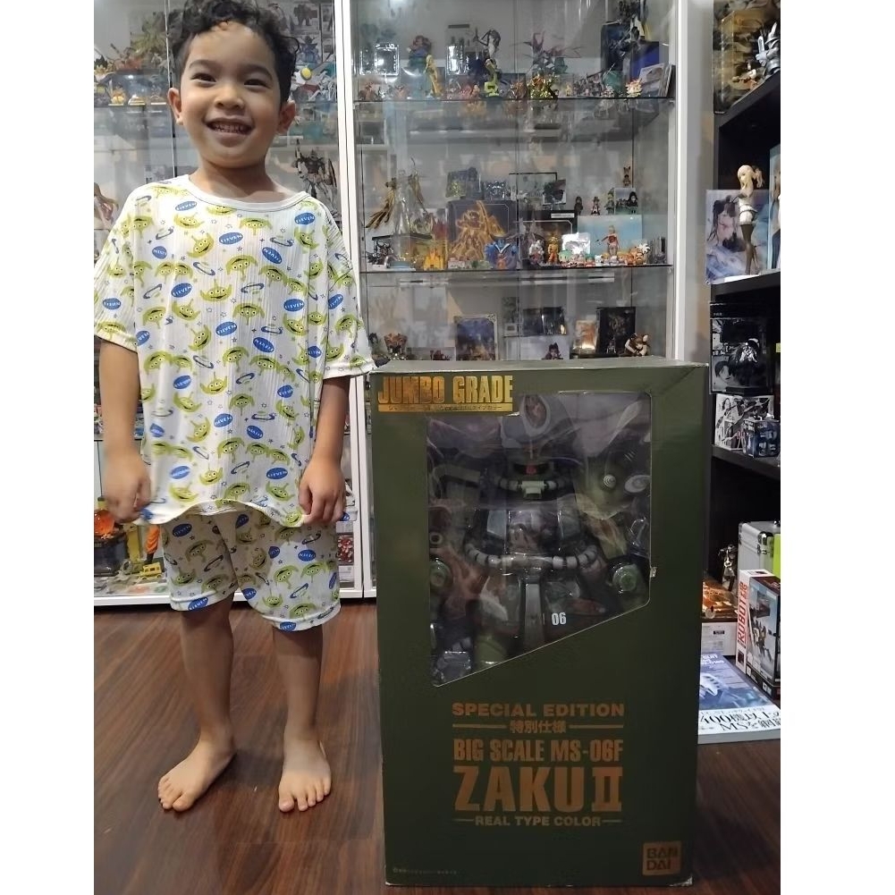 285  MS-06F ZAKU II JUMBO GRADE