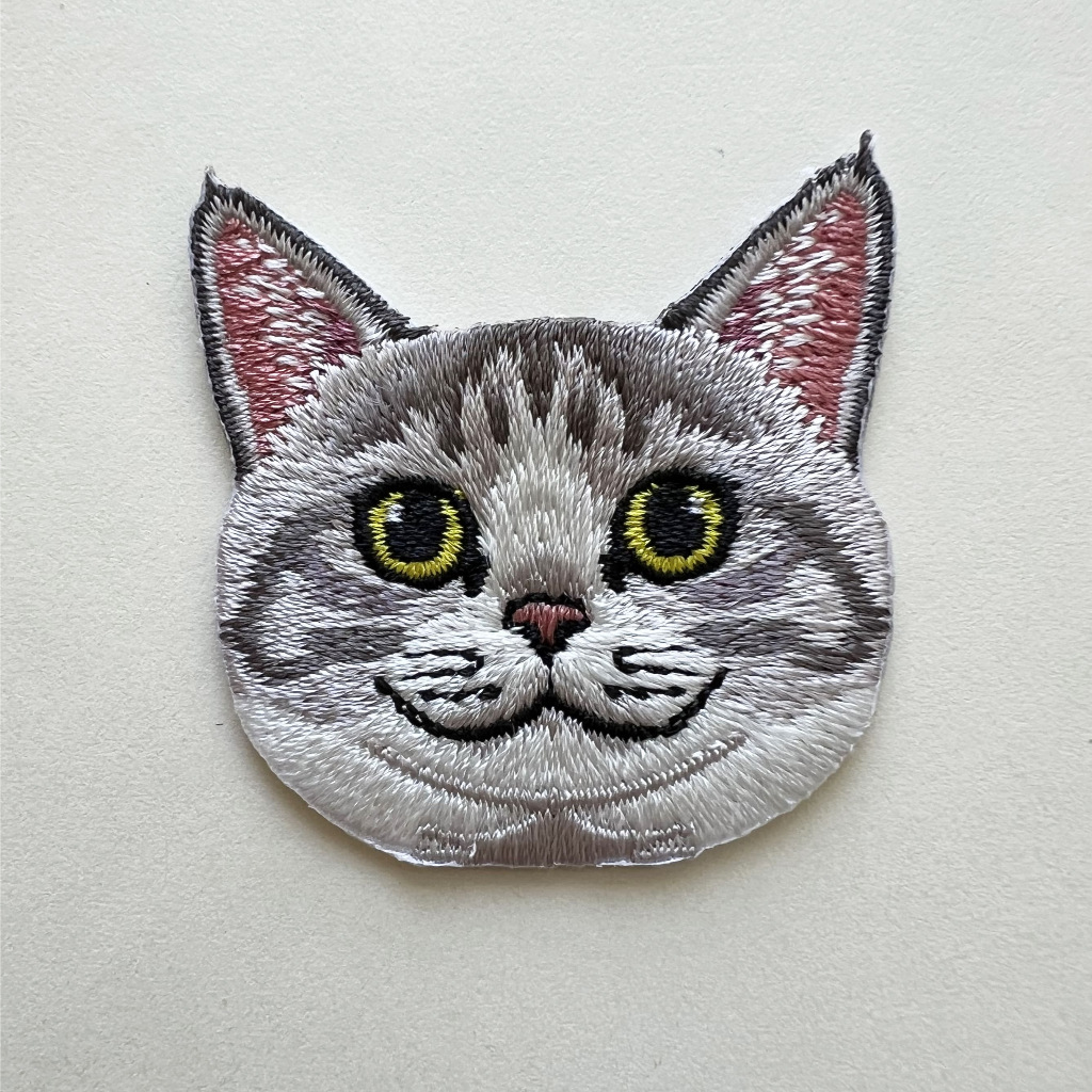 Cat embroidered patch ตัวรีดรูปแมวลายปัก