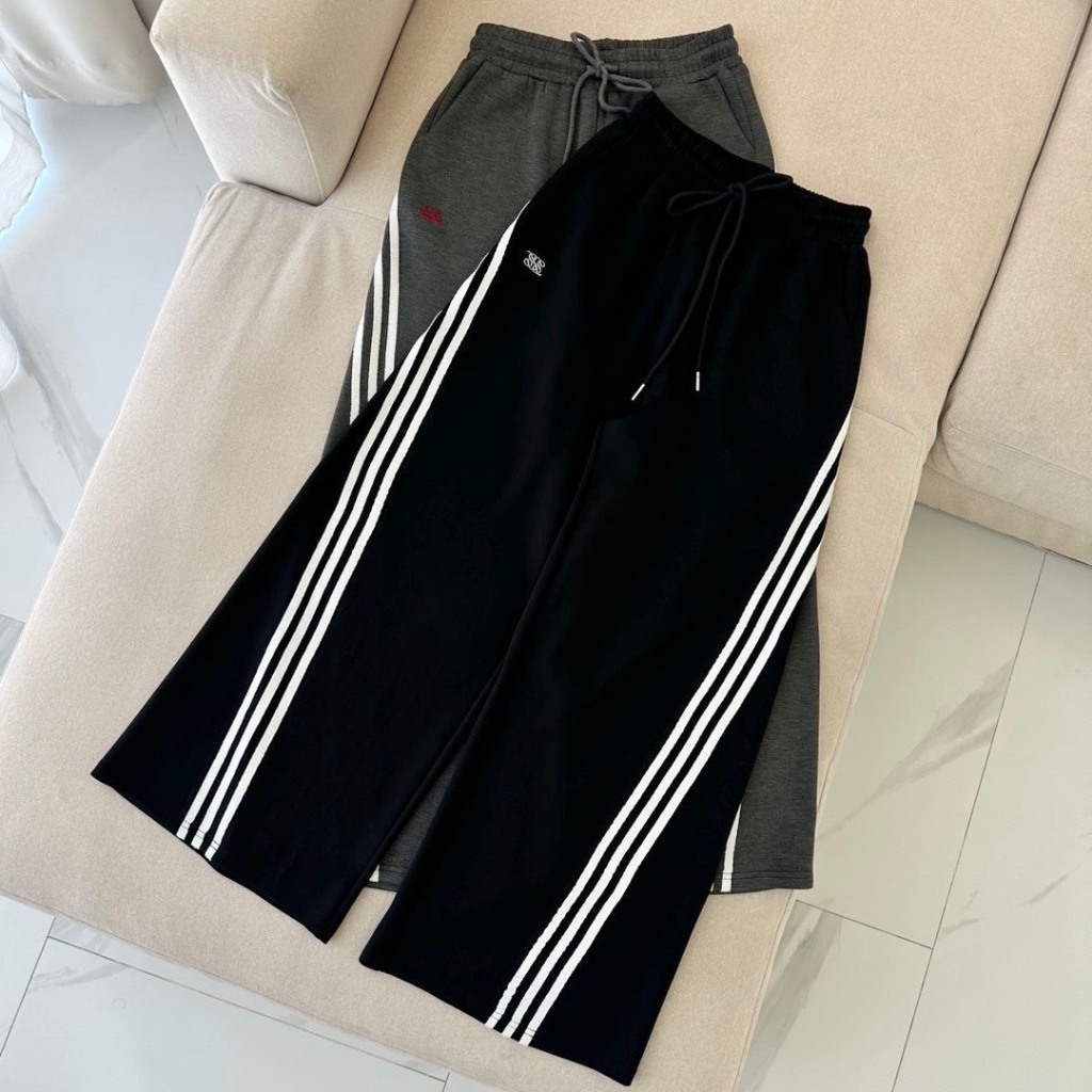 Sissy store (T8630) : กางเกงขายาว ผ้าวอร์ม ทรงขากระบอกใหญ่ (S-M) เอวสม็อค เชือกปรับรูดได้ ผ้าหนา ยืดนุ่มลื่น ใส่สบายผิว