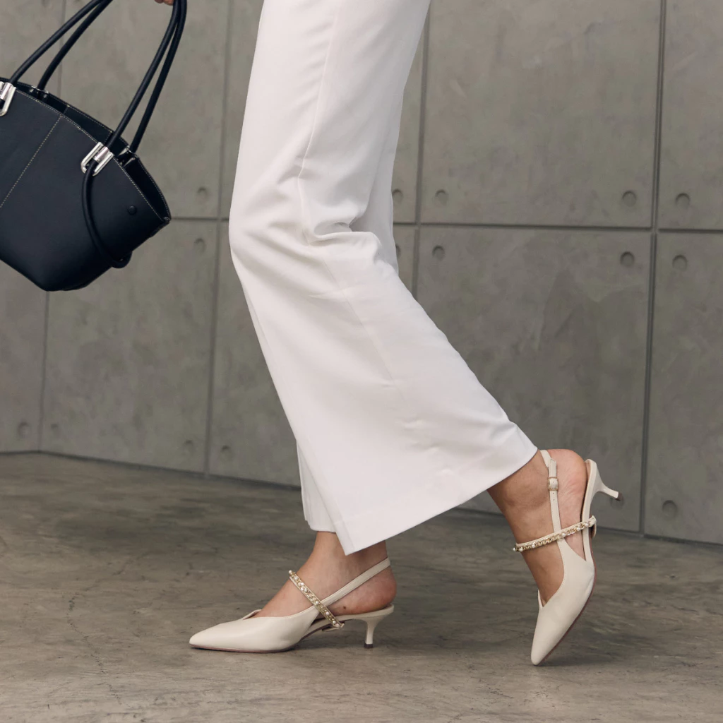 Plush Studios Rachel Slingback รองเท้าส้นสูงทรงแหลม 2" ใส่สบาย สวมได้ 2 แบบในคู่เดียว