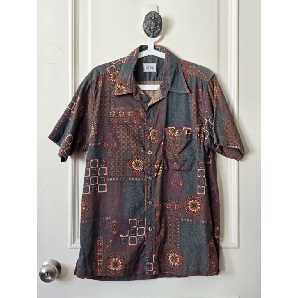 BOVY JEANS เสื้อเชิ้ตแขนสั้น ลายพิมพ์สไตล์วินเทจ