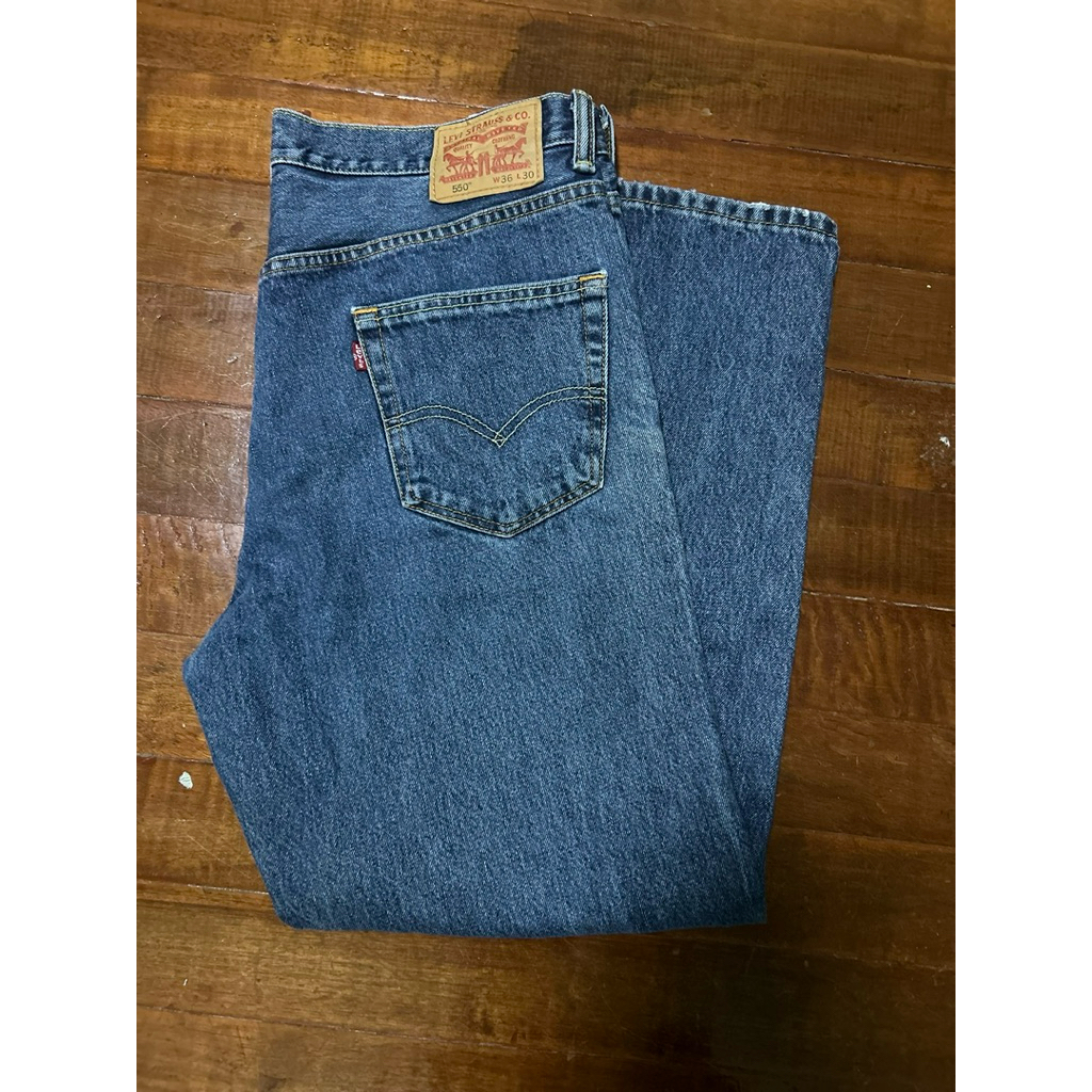 กางเกงยีนส์ Levi’s 550