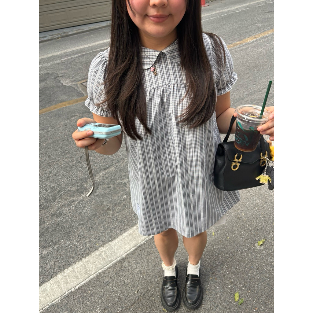 CHILYN TOP🍓 เสื้อคอบัว (beamed.bkk)