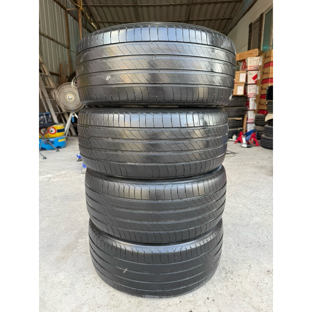 ยางมือสองMichelin(PC4)215/50r17ปี22(ราคาขายต่อ1เส้น)