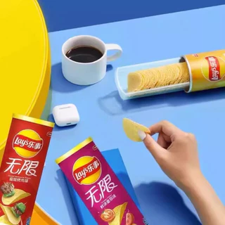 chainatown.th[พร้อมส่ง] Lays มันฝรั่งทอดสไตล์จีน เลย์จีนประป๋อง รสพิเศษหลากหลายรสชาติ มันฝรั่งทอดกรอบ 乐事薯片工坊 104g