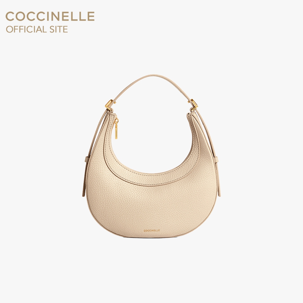 COCCINELLE กระเป๋าขนาดมินิผู้หญิง รุ่น WHISPER MINI HOBO POCHETTE 530101 สี SANDSHELL