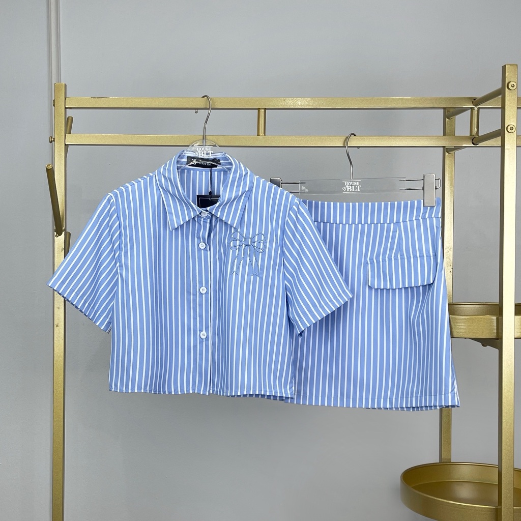 25 TWENTY FIVE เซ็ทกระโปรงเสื้อลายริ้วปักโบว์ ชุดเที่ยว