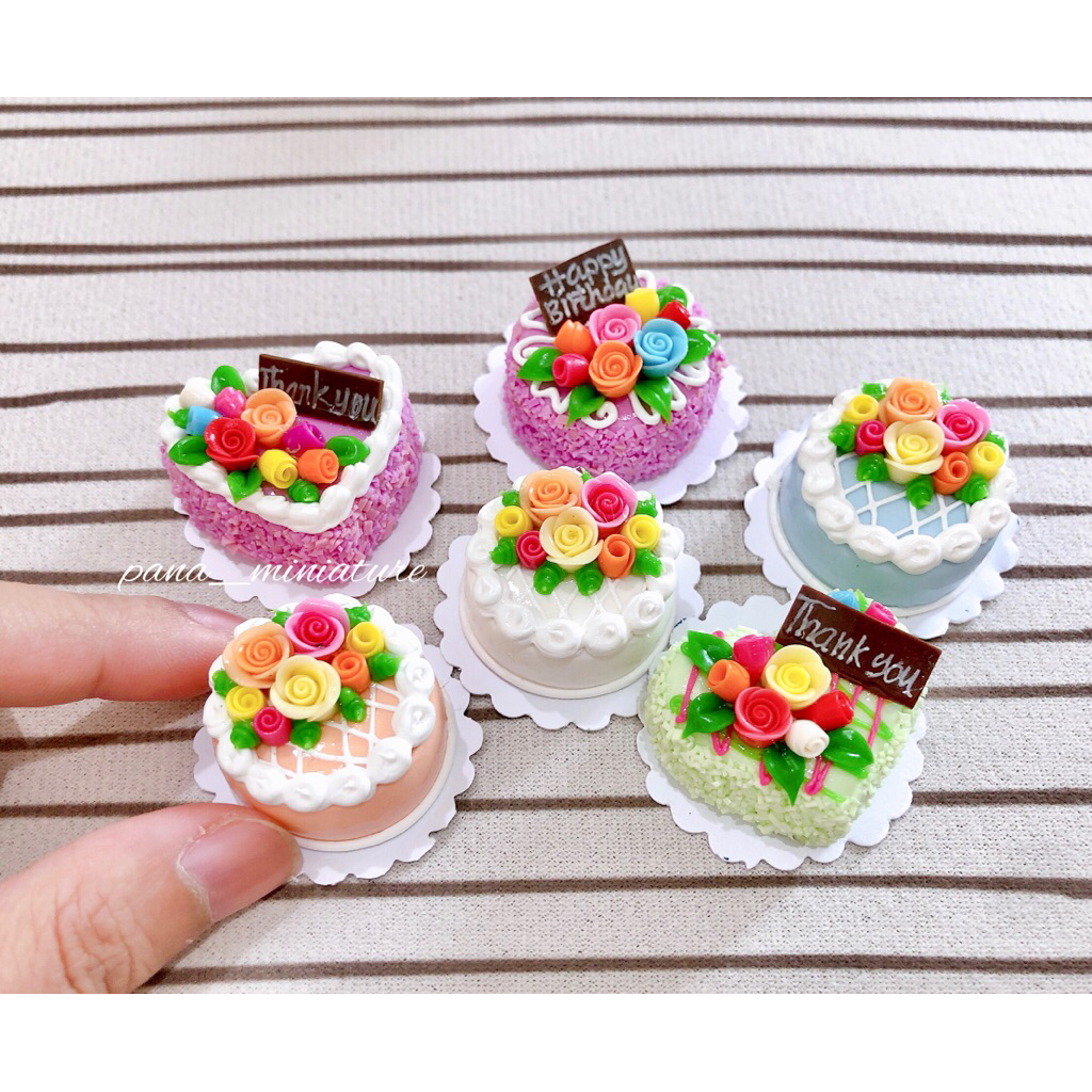 ดินปั้นขนมเค้กกุหลาบจิ๋ว เค้กอวยพรปีใหม่ ขนมเค้กมงคล ขนาด 3 cm. ราคา/ชิ้น