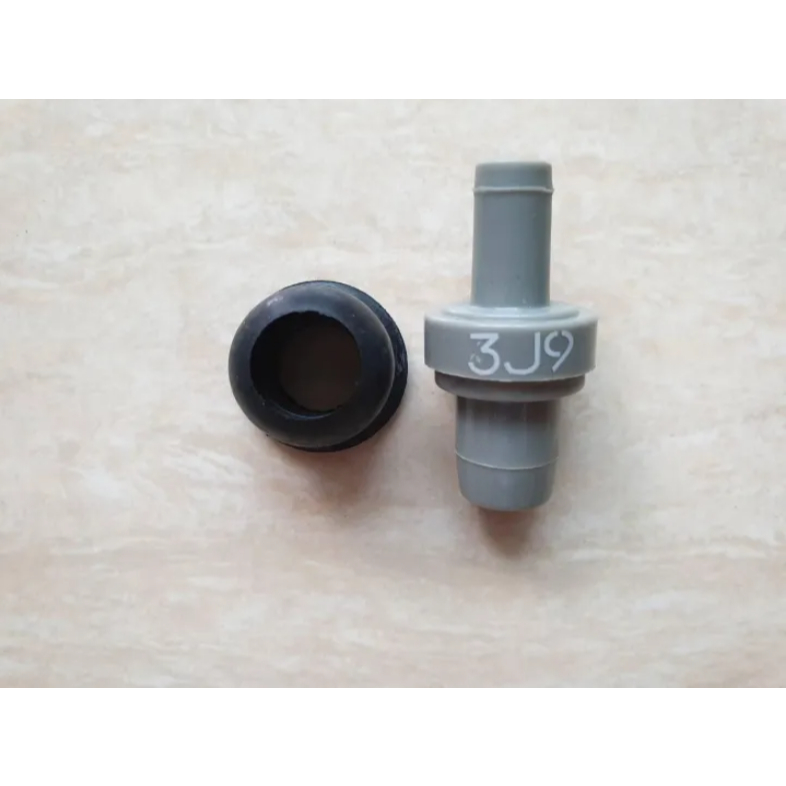 วาล์วหายใจ+ยางรอง TOYOTA AE100,4AFE ,1JZ,2JZ,SOLUNA ตัวตรง ไต้หวัน ราคาตัวละ 65 บาท