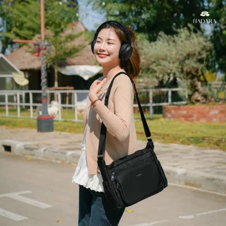 Hadara Moment Series No.7 กระเป๋าสะพายข้าง 20 ช่องจัดเก็บ ใส่ iPad ได้ทุกรุ่น น้ำหนักเบา ทนทาน