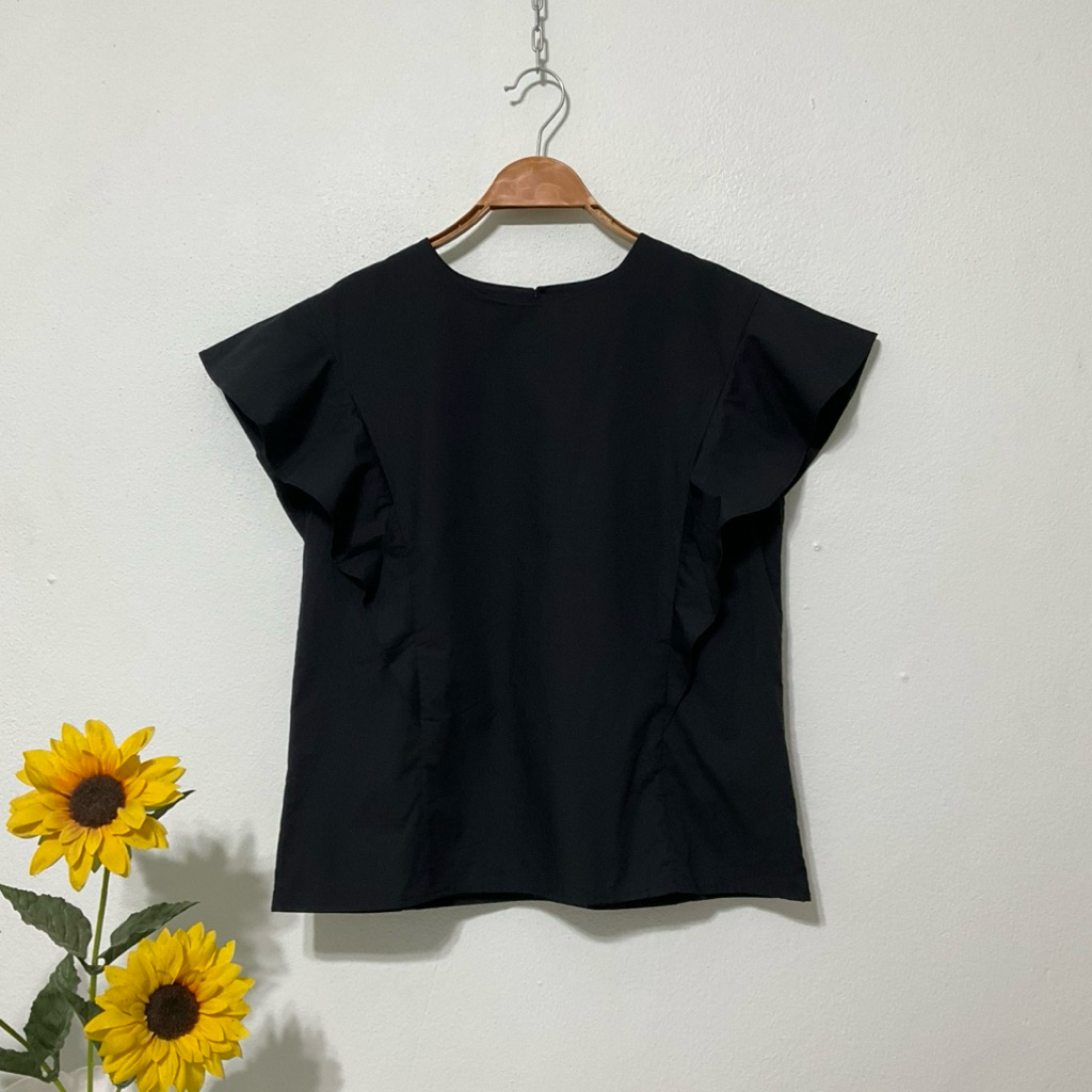 ST313 เสื้อเบลาส์แขนล้ำ opaque.cip สีดำไซส์ M อกผ้า36“ยาว33”น่ารักมาก