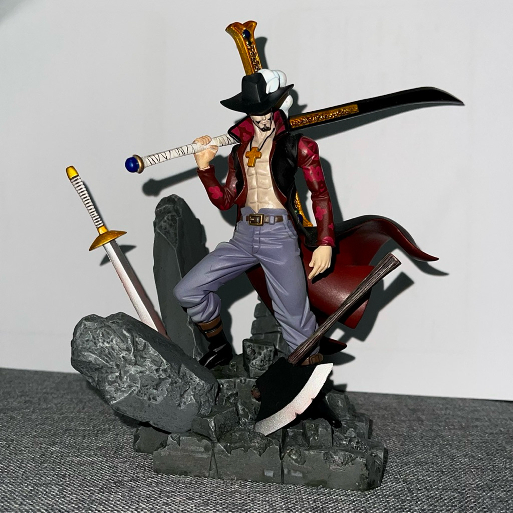 ฟิกเกอร์ โมเดล วันพีช อนิเมะญี่ปุ่น มิฮอว์ค Dracule Mihawk SC  ลิขสิทธิ์ของแท้ (มือ2) ราคาถูก [พร้อมส่ง]