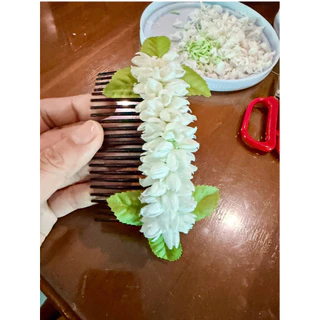 หวีสับผมดอกมะลิทิชชู่ ตูมและแย้ม