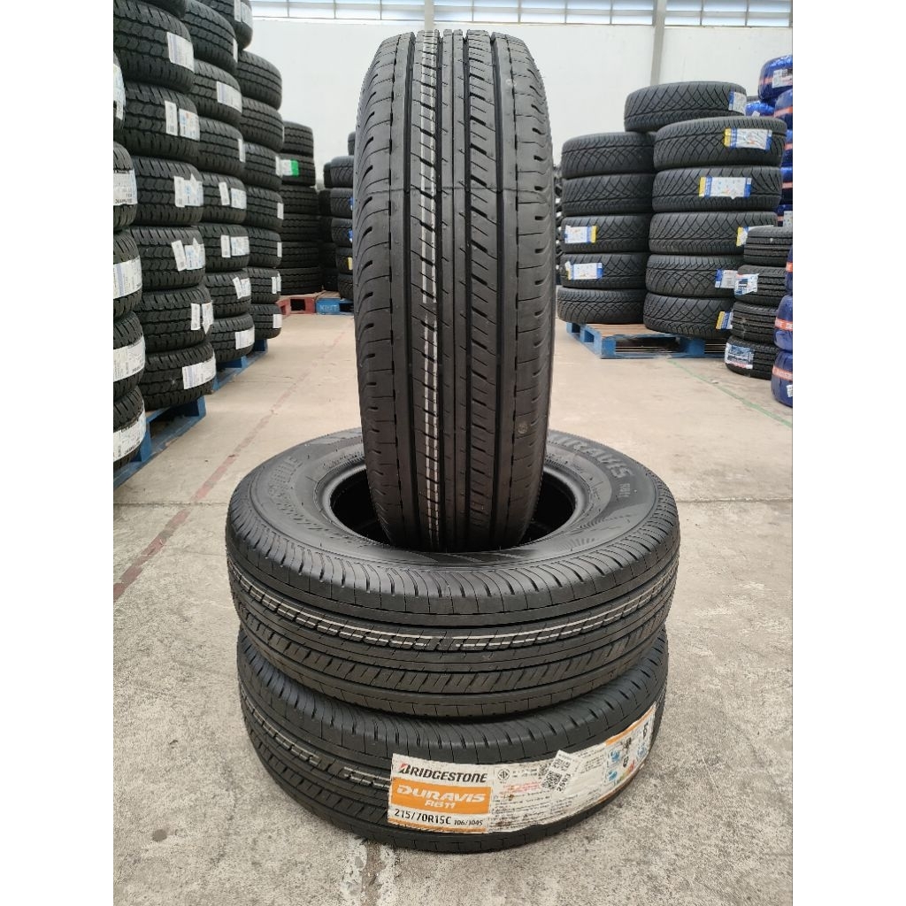 Bridgestone 215 70 R15 r611