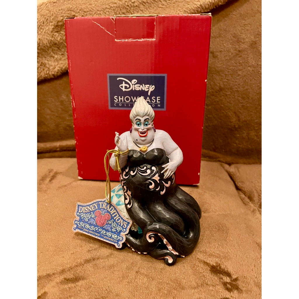 [New in Box] Disney Showcase Ursula of the Deep collection