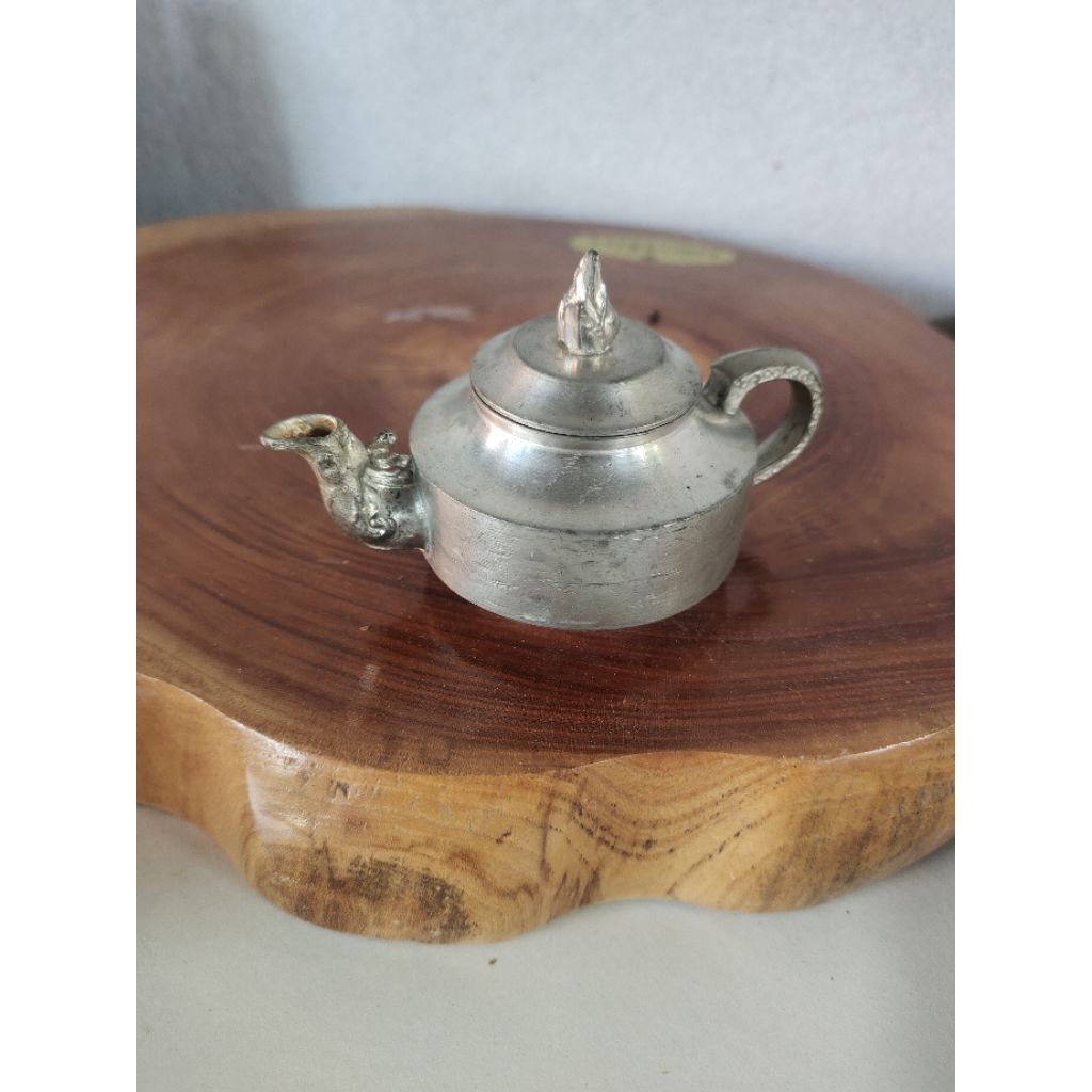 กาดีบุก(Pewter) กาน้ำชาขนาดเล็ก