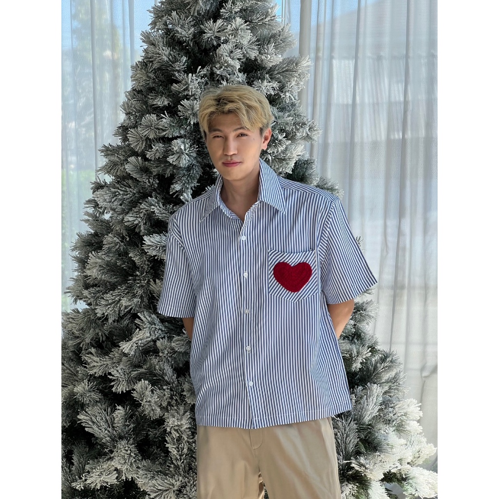 เสื้อเชิ๊ตทรงครอป(ตัวสั้น)ลายทาง + งานถักหัวใจ (Handmade)❤️