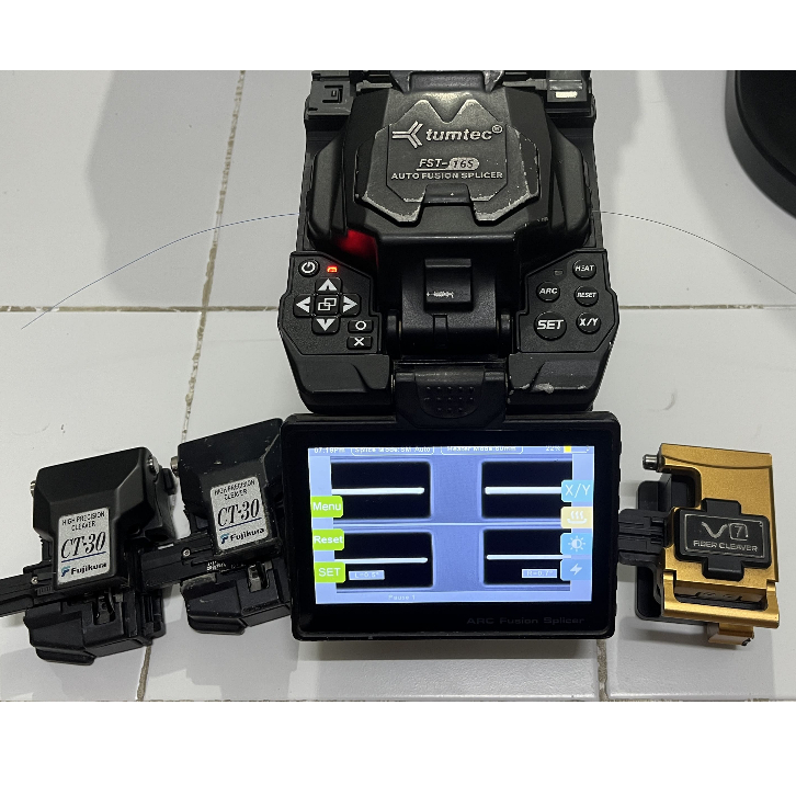 Fujikura CT30 Fiber Cleaver