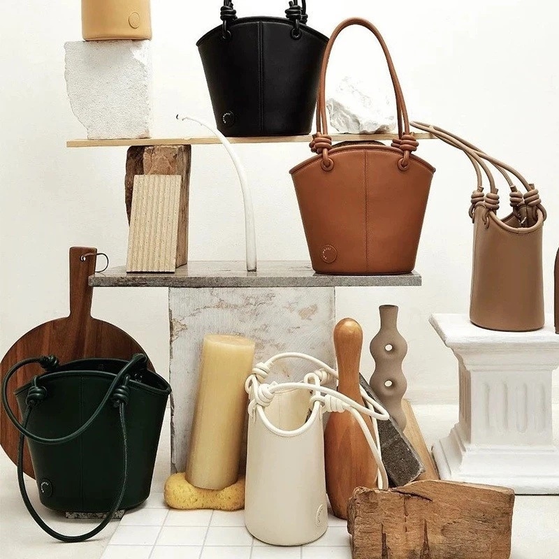 🔥[พร้อมส่ง แท้ 100%] Garmenti Daily Tote Bag / Bucket กระเป๋าทรงถัง Shoulder Bag กระเป๋าสะพายข้าง สั่งตรงเว็บทางการ - รูปที่ 6