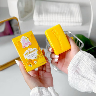 สบู่น้ำผึ้งทองคำ ผิวขาว ระเบิดขี้ไคล แบรนด์ CC Princress