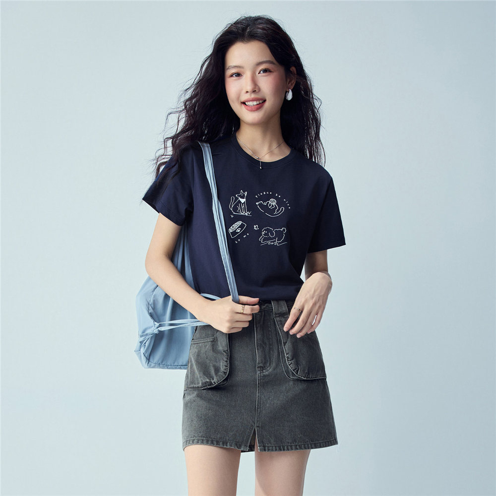 GIORDANO (Online Exclusive) เสื้อยืดผู้หญิง Women's Regular Printed Tee 13396302