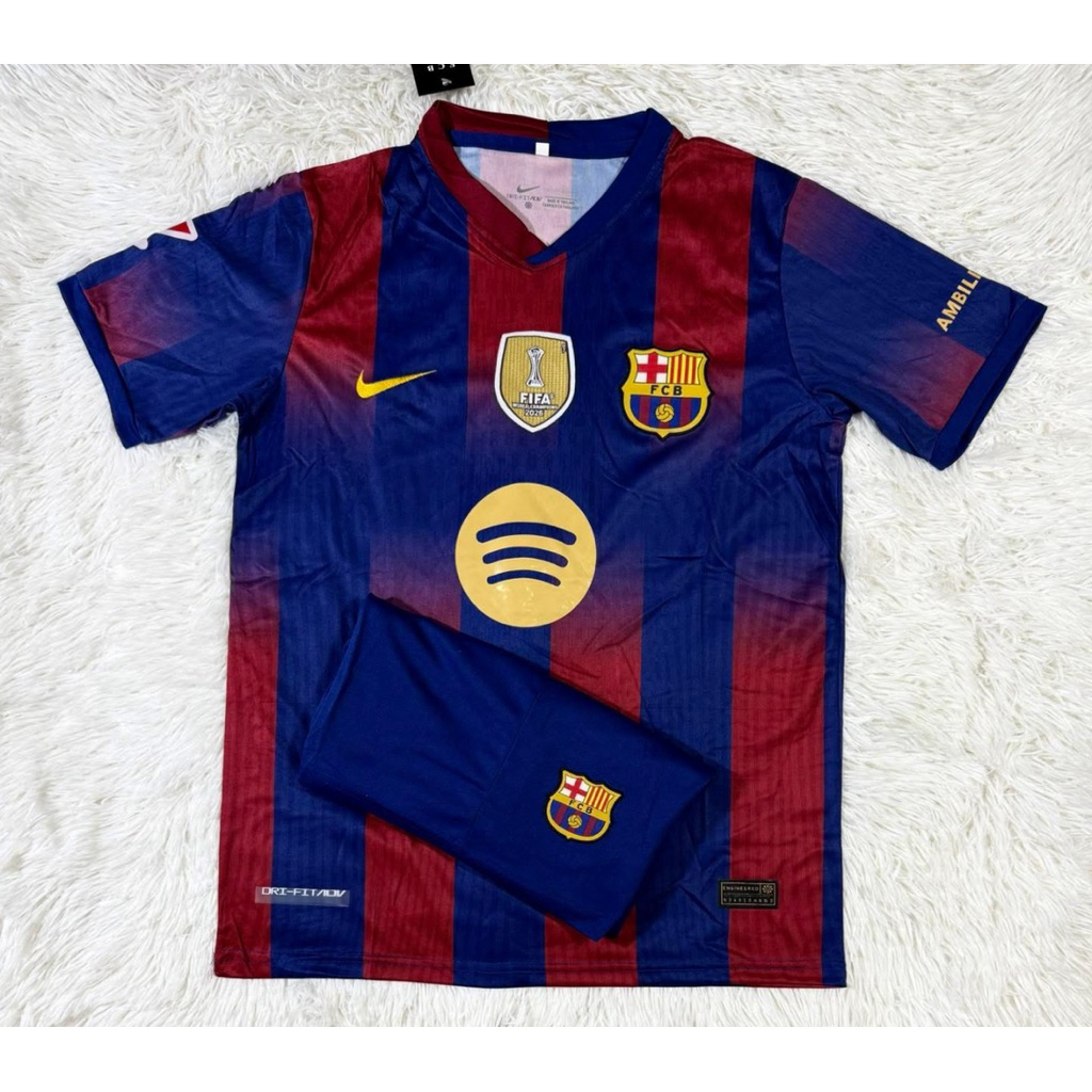 เสื้อกีฬาขายดี ประจำปี 2025/26 👉 มีไซส์ M LXL 3XL 🗒️ 👉 มีเสื้อและกางเกงให้เลือก