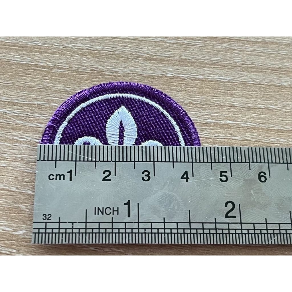 ป้ายลูกเสือโลกแบบใหม่มีกาวรีดขนาด4.3cm