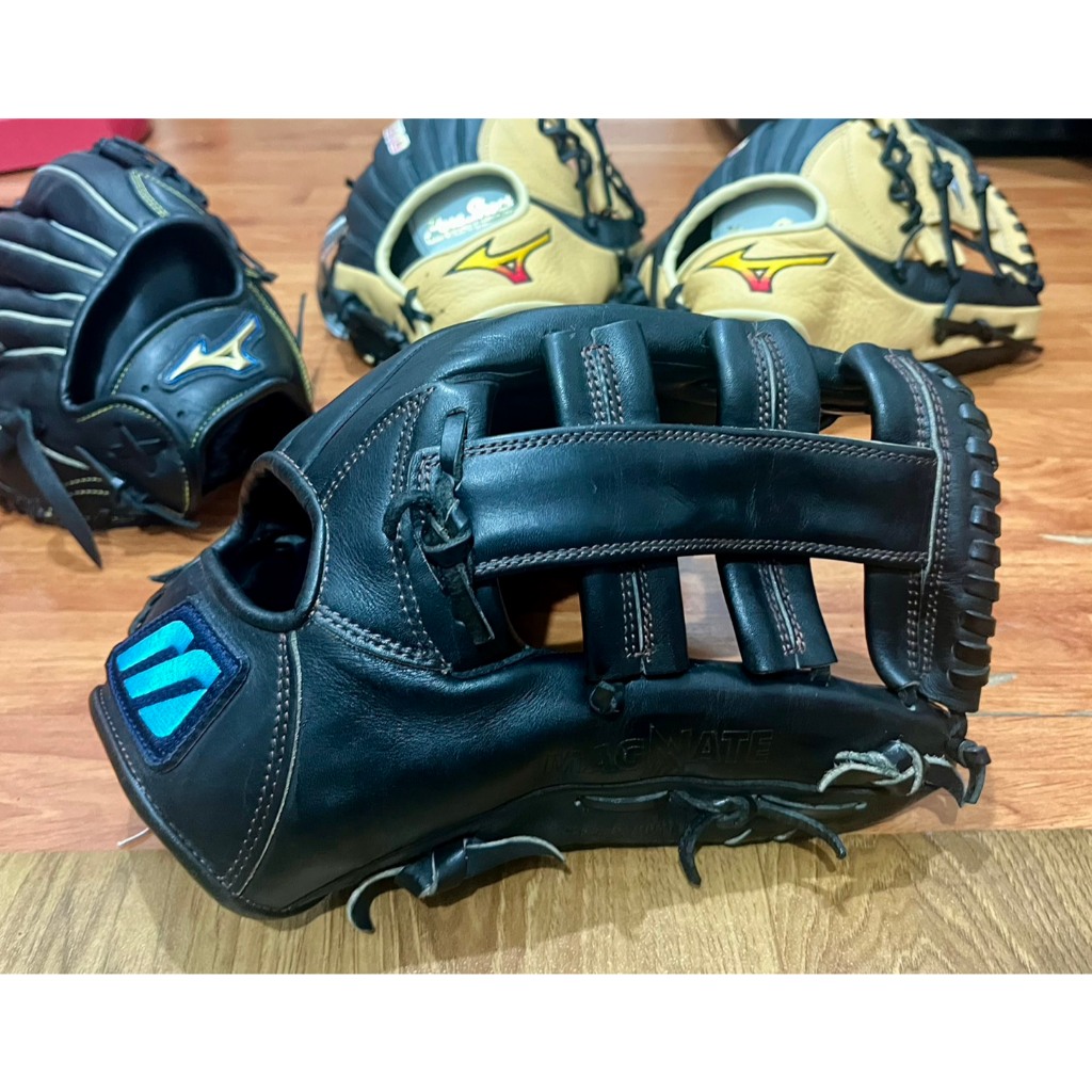 Mizuno Baseball and Softball Glove Used 12.5"