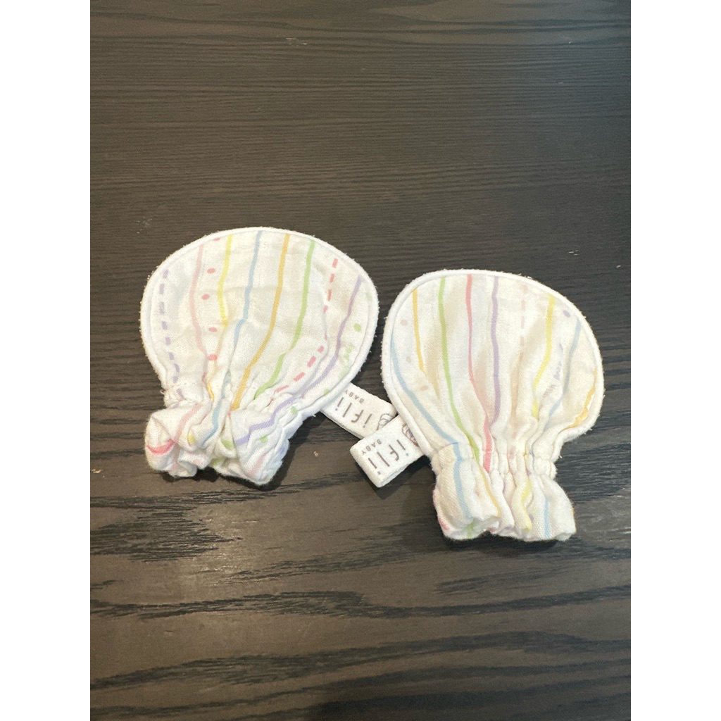 used like new ถุงมือเด็ก New born Iflin 💯