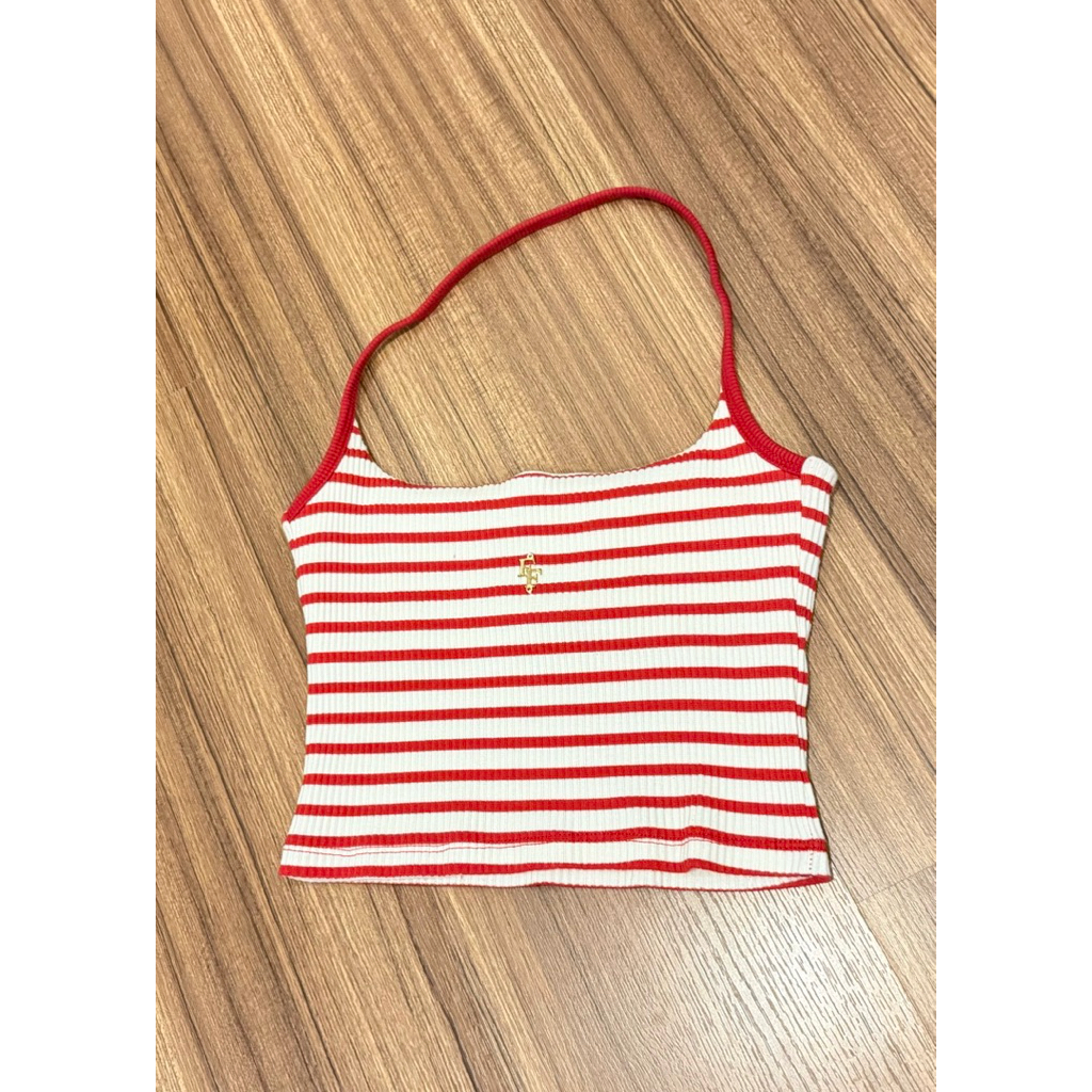 ส่งต่อ เสื้อคล้องคอ แบรนด์ Feel Free