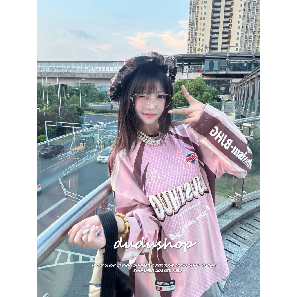 [Letter-blocked color long-sleeved T-shirt]สไตล์อเมริกันลำลองหญิงภาควิชาแนวโน้มตัวอักษรชนสีเสื้อยืดแขนยาว