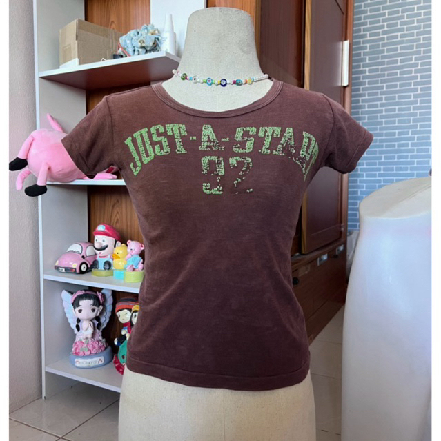 ส่งต่อเสื้อ y2k มือสอง