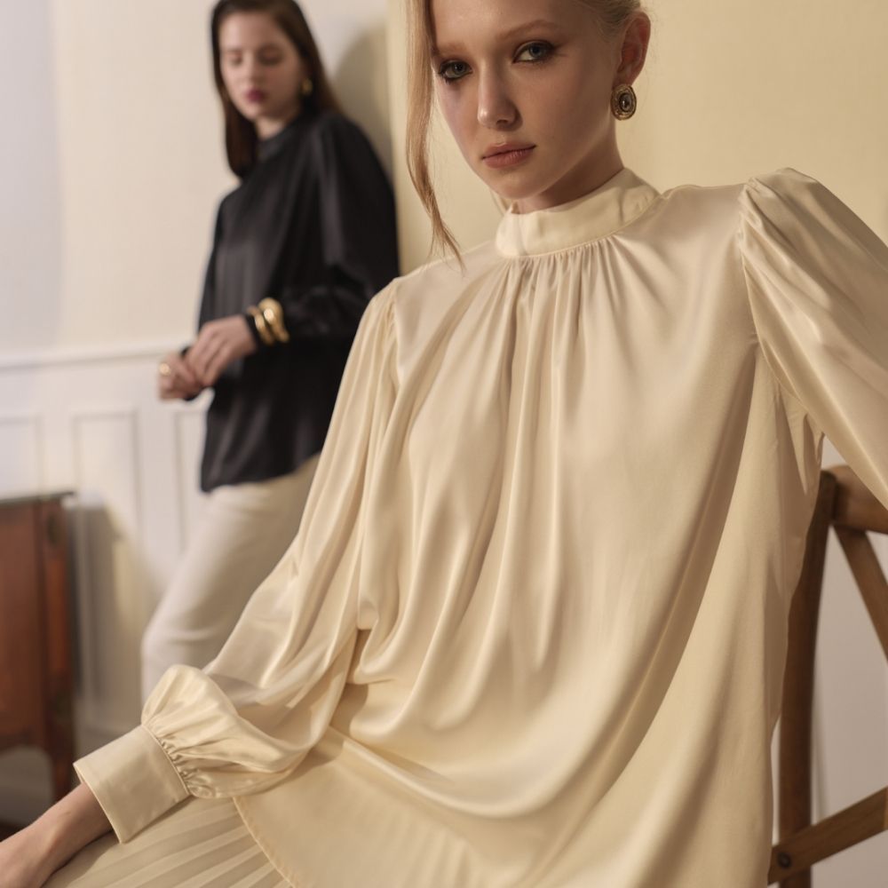 MAVE เสื้อรุ่น Lumen top สี Black,Off white