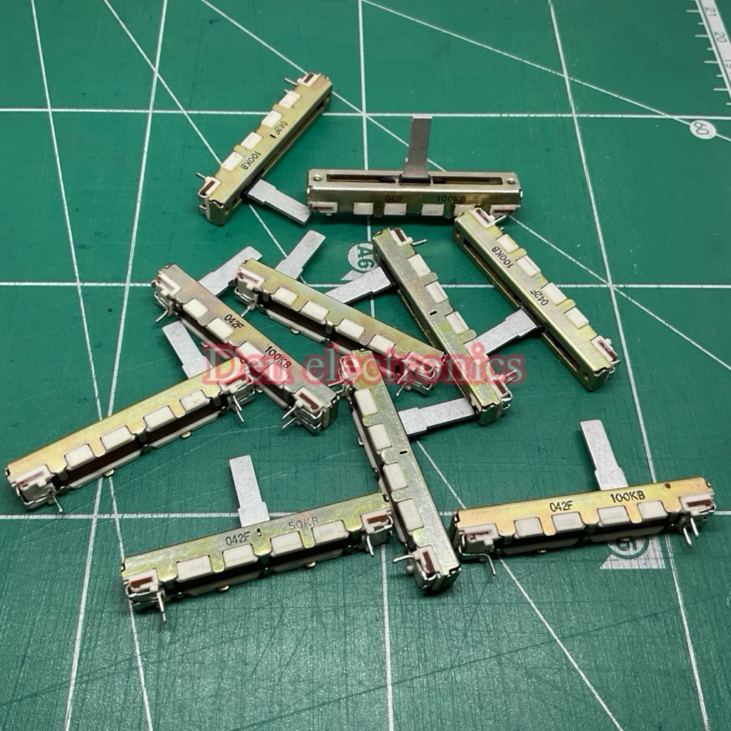 VR สไลด์ สวิตช์เลื่อน  ขา2-1 ยาว 4.5 CM 50KB, 100KB