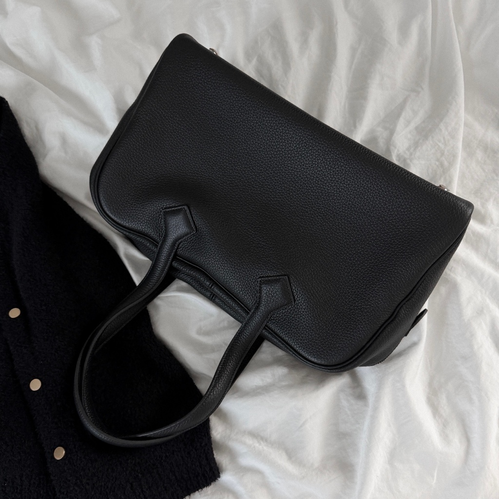 [พร้อมส่ง] WEAR.SOUL #B110-Pillow Bag หนังแท้