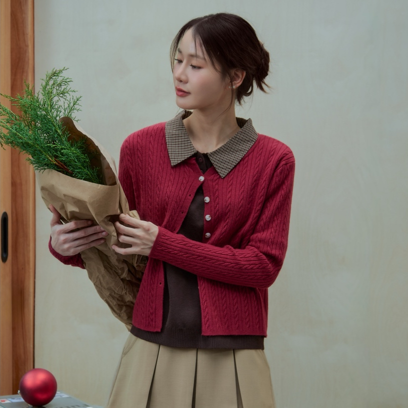 avo Payson soft cardigan   คาร์ดิแกนไหมพรมแขนยาว รุ่นนี้จะมีดีเทลคอวีนิดๆ ทำให้ดูไม่ตันจนเกินไป
