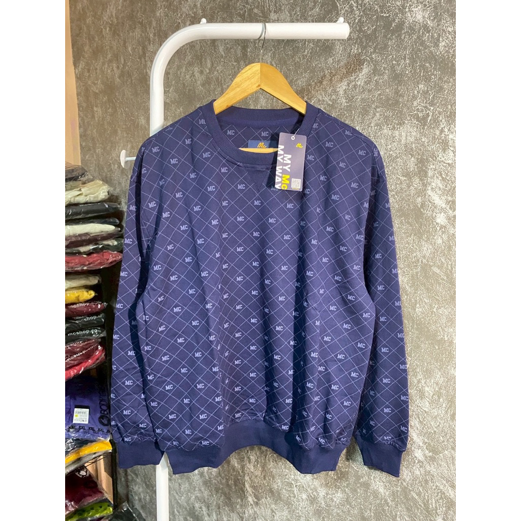 MC สเวตเตอร์ ลายโมโนแกรม (สีกรม)