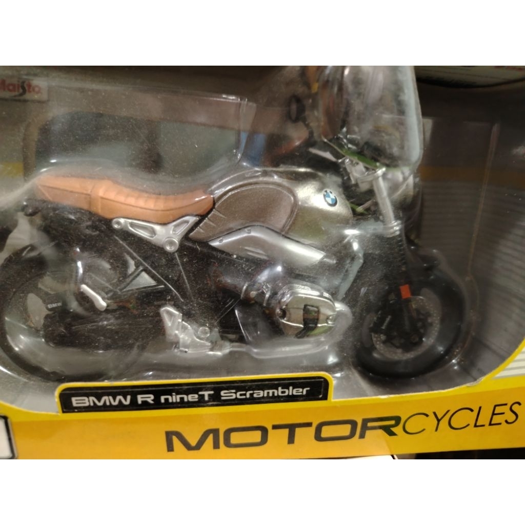 รถโมเดล​1:24​ Welly​ Maisto​1:18 welly​ 1:18