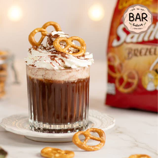 ขนมปังอบกรอบรสเกลือแท้ ขนาด 150g. Lorenz Saltletts BREZEL ขนมทานเล่น หรือใช้ตกแต่งบนจานขนม อาหาร