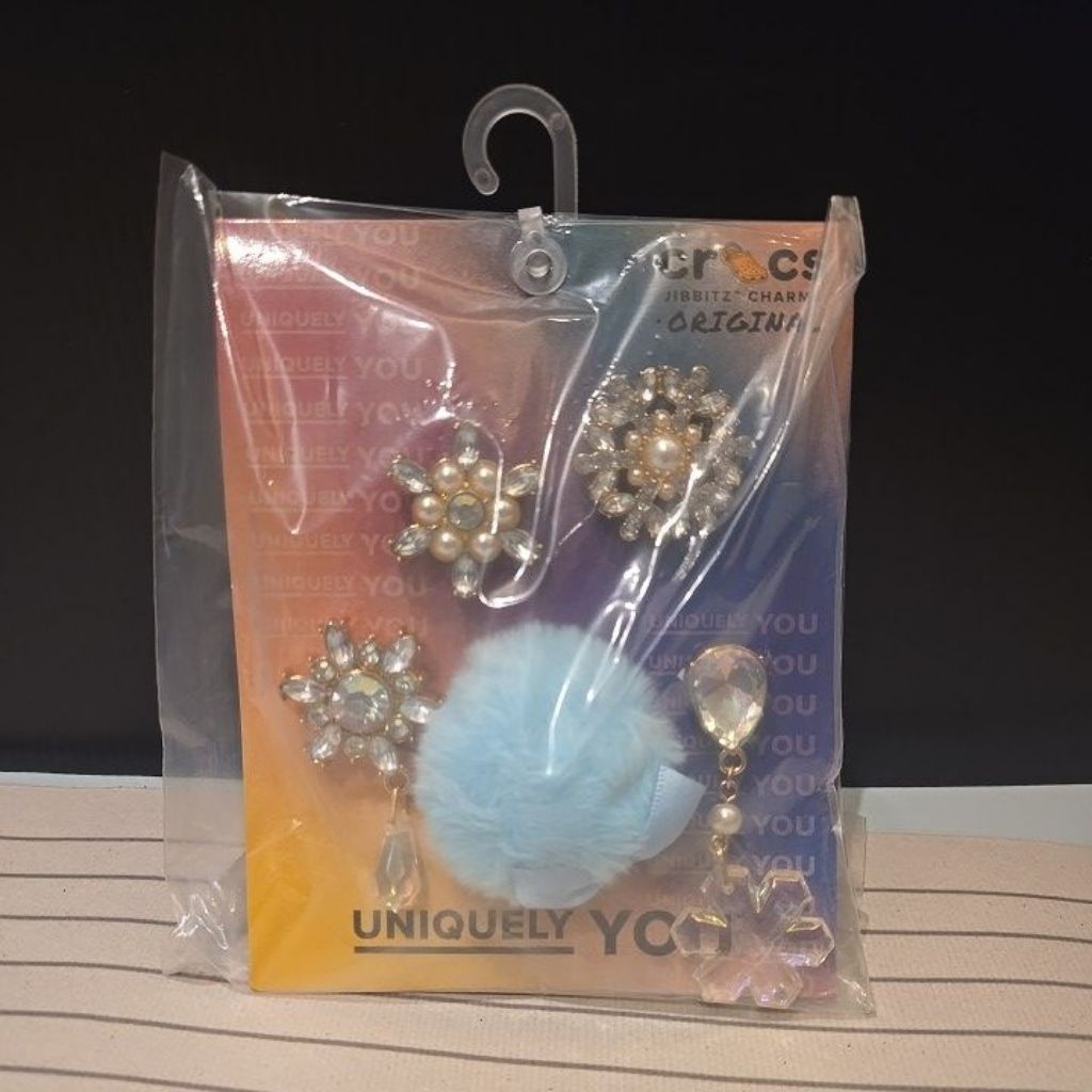 จิ๊บบิท ชาร์ม  Jibbitz Charms Crocs