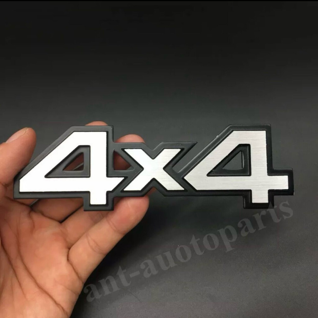 โลโก้ 4x4 งานอลูมิเนียม ขนาด 14x4.3cm