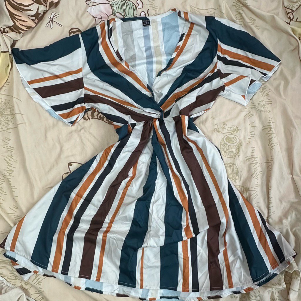 ชุดเดรส ผู้หญิง งานชีอิน Shein กระโปรงสั้น เสื้อผ้า แฟชั่น สายฝอ สายเกาหลี