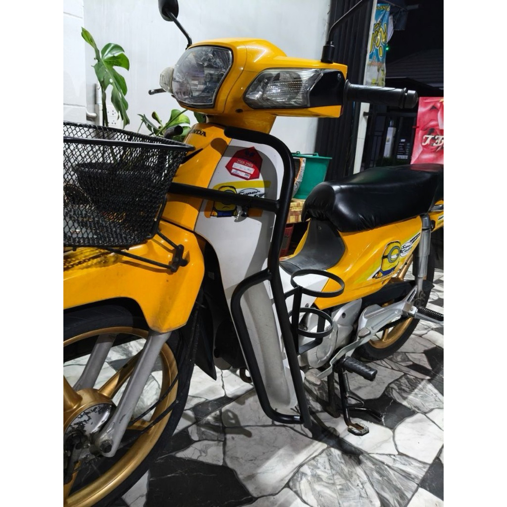 แคชบาร์ดรีมซุปเปอร์คัพไฟเหลี่ยมมีที่ใส่แก้ว